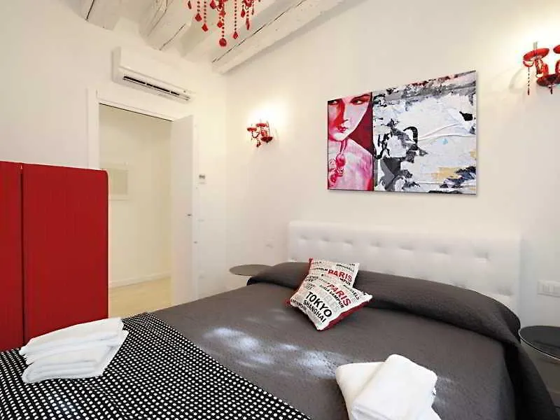 D.O Glam Residence Apartment Veneza 0*,